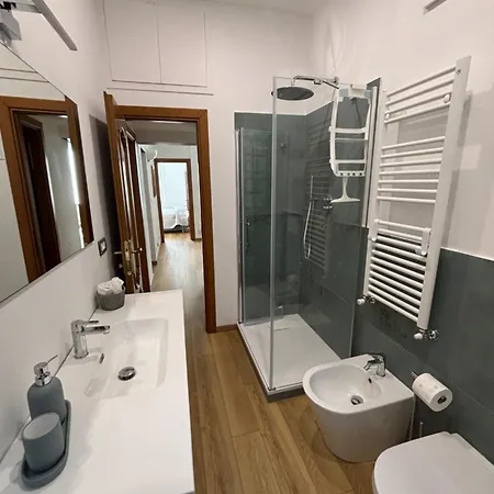 Casaplaya In Vernazhola *